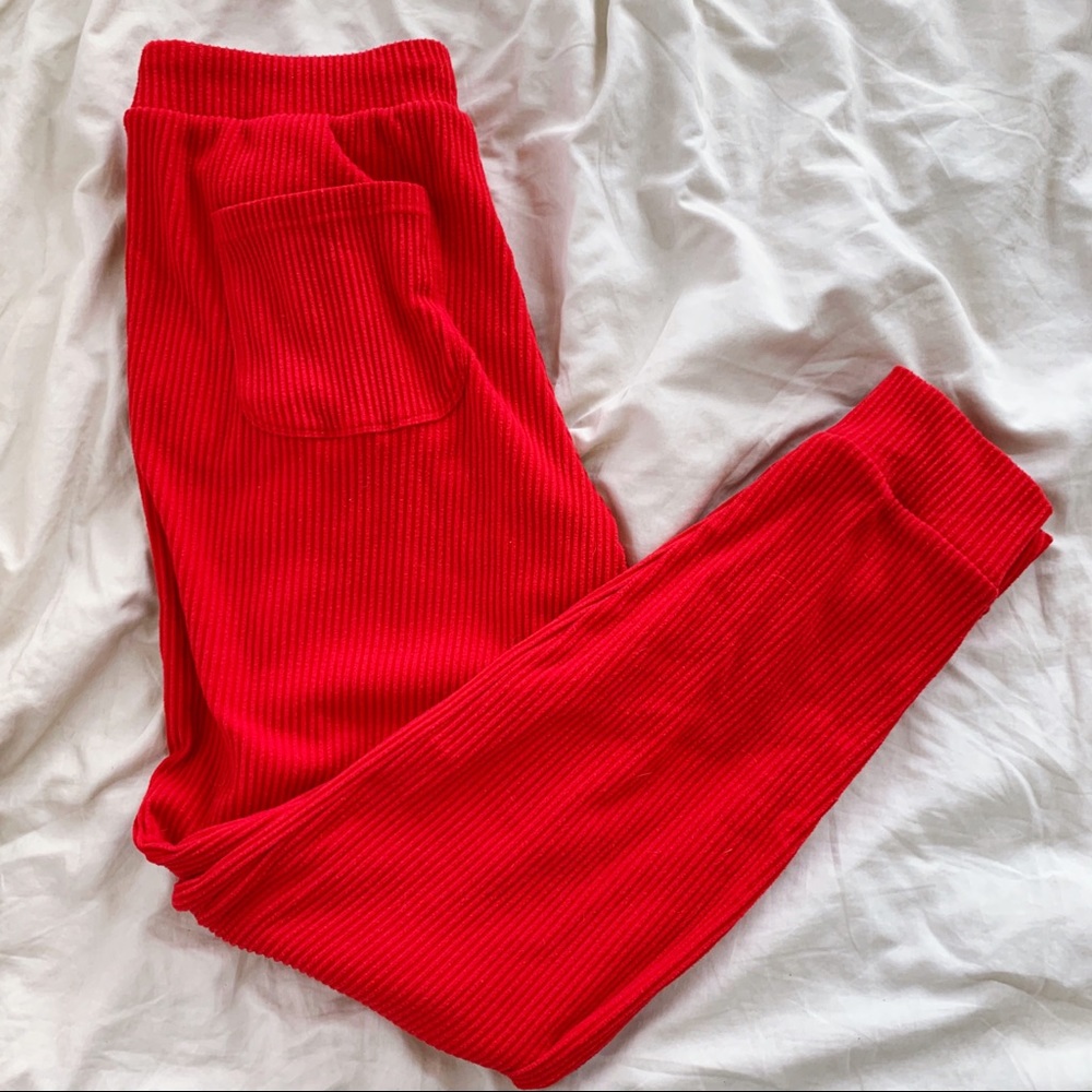 ALO yoga Muse Sweatpants